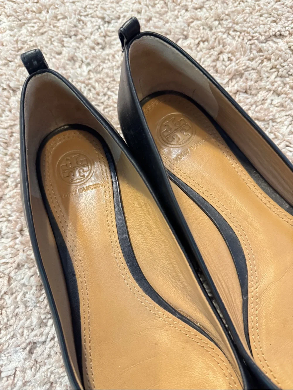 Tory Burch Black Leather Ballet Flats with Logo Medallion Size 7